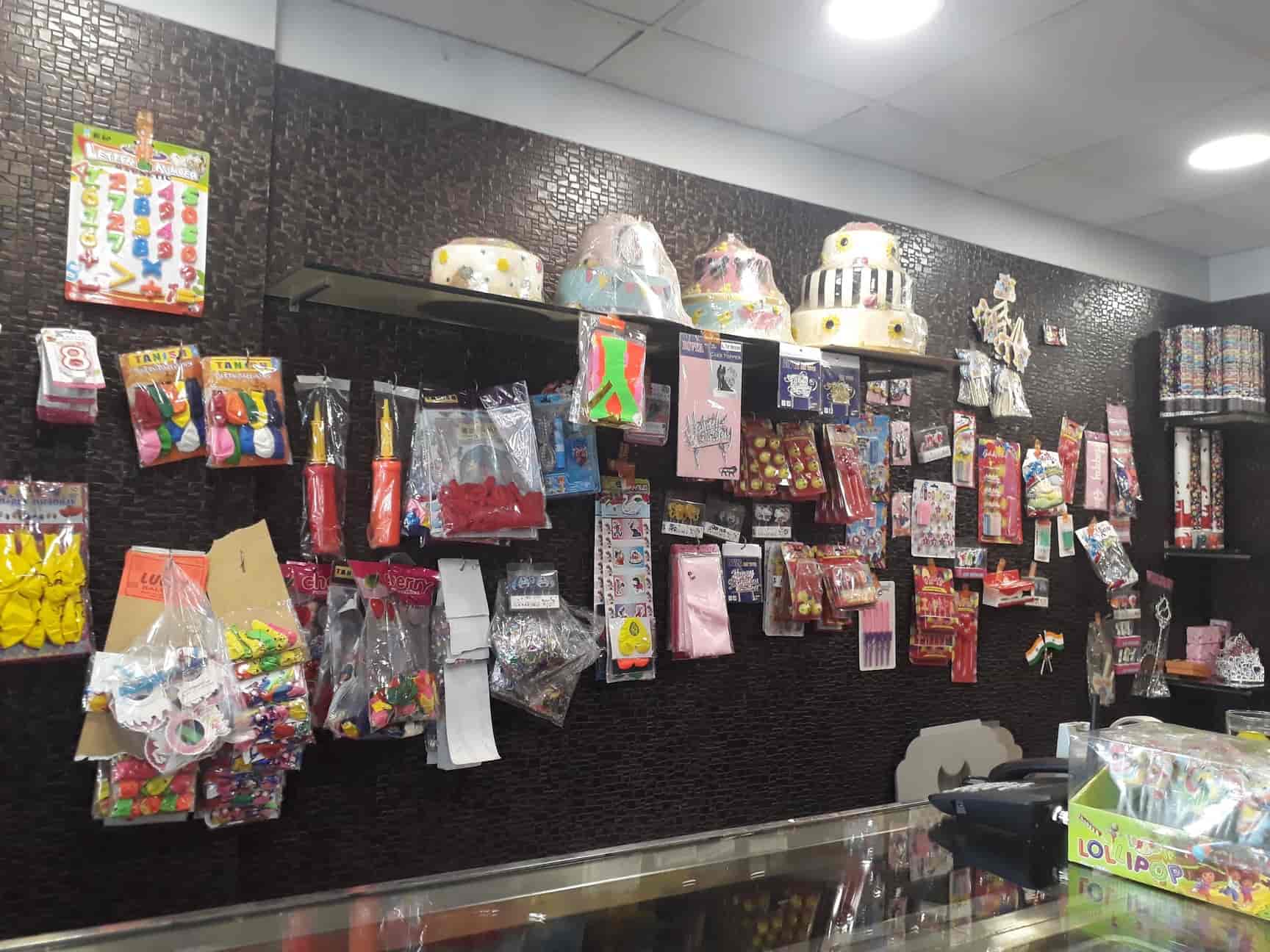 Maltis Delicacies in Malad East,Mumbai Order Food Online Best Cake