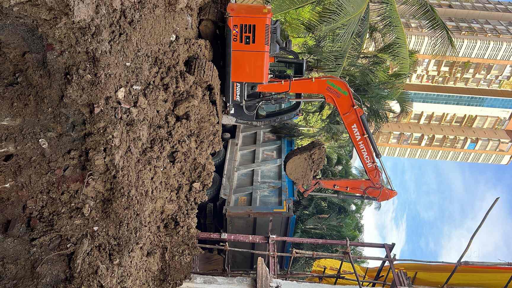 Top Road Rollers On Rent in Charkop Sector 6 Best Vibrator Rollers On