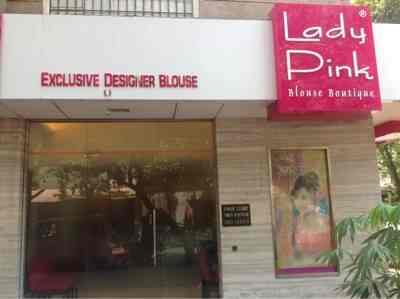 lady pink blouse boutique
