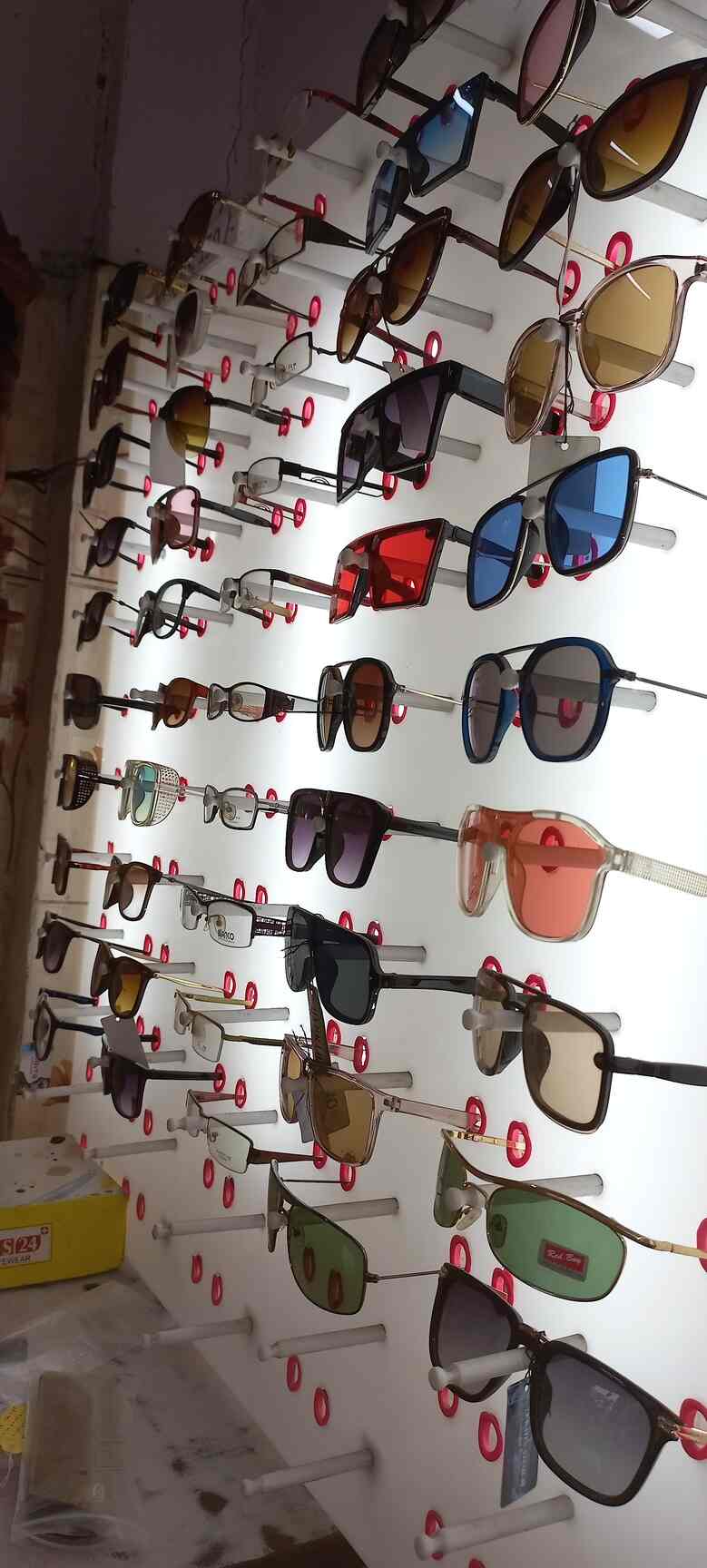 Shree Ganesh Optics in Malad East,Mumbai Best Opticians in Mumbai