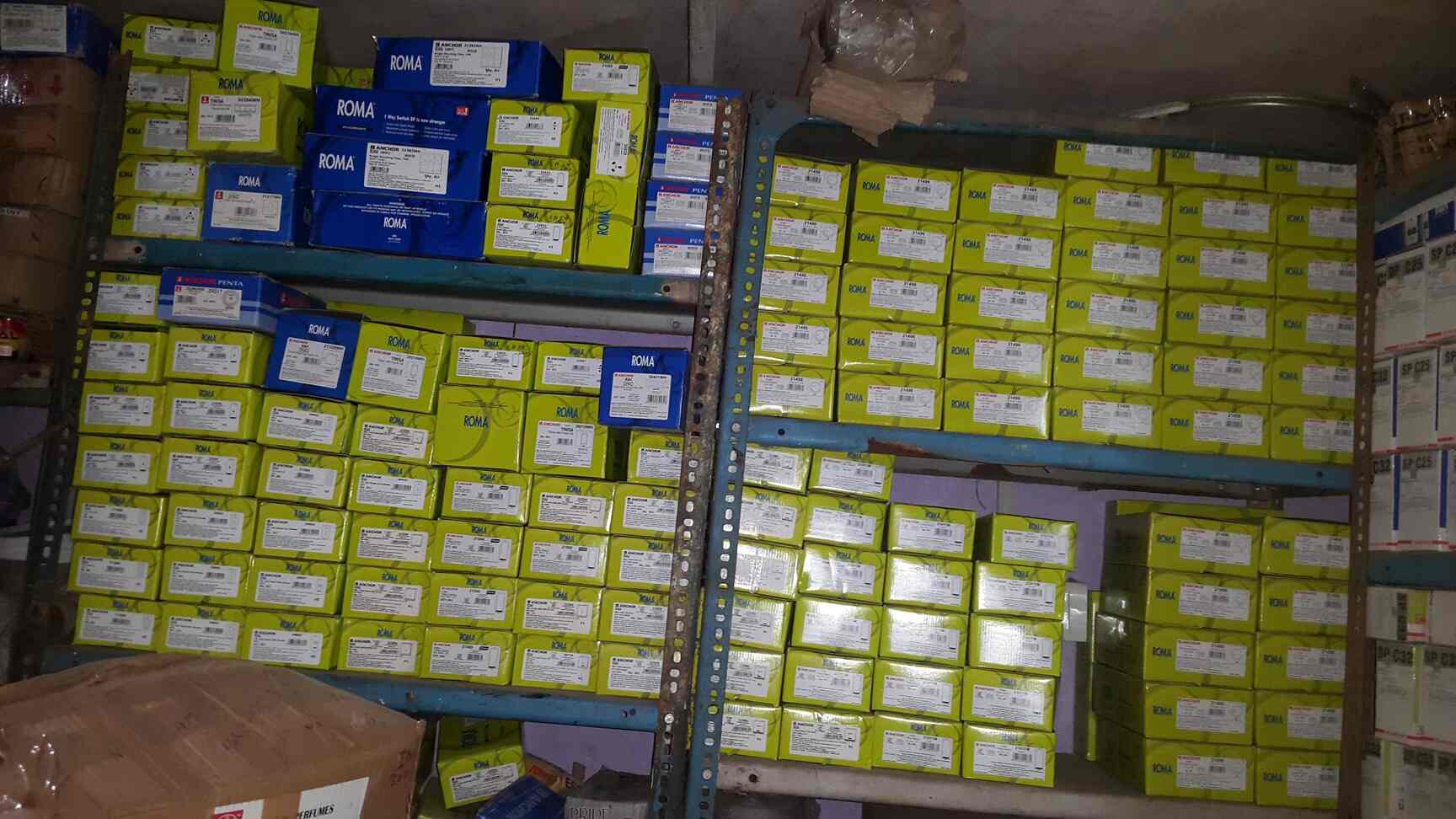 Manish Electric And Hardware Store in Kandivali East,Mumbai Best