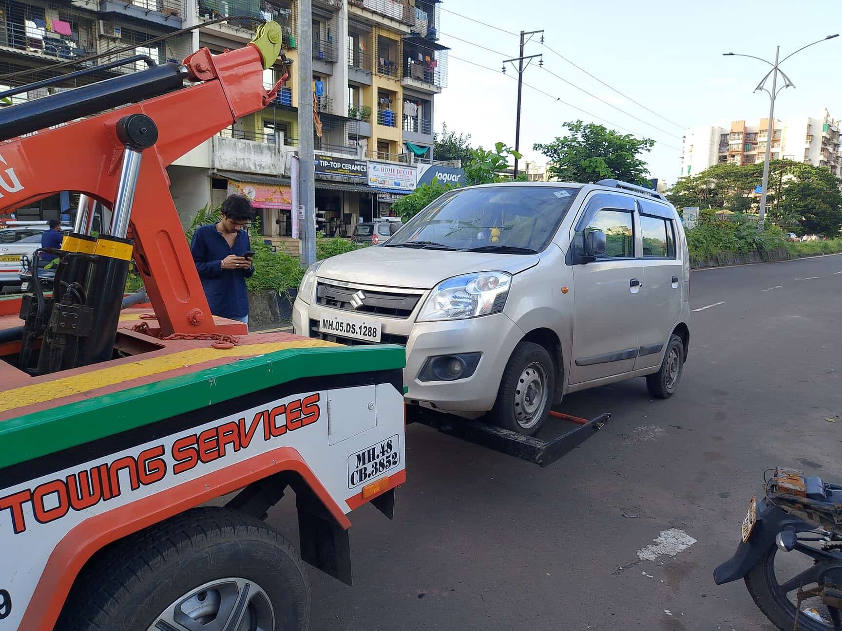 Top Heavy Vehicle Towing Services in Fountain Best Towing Services