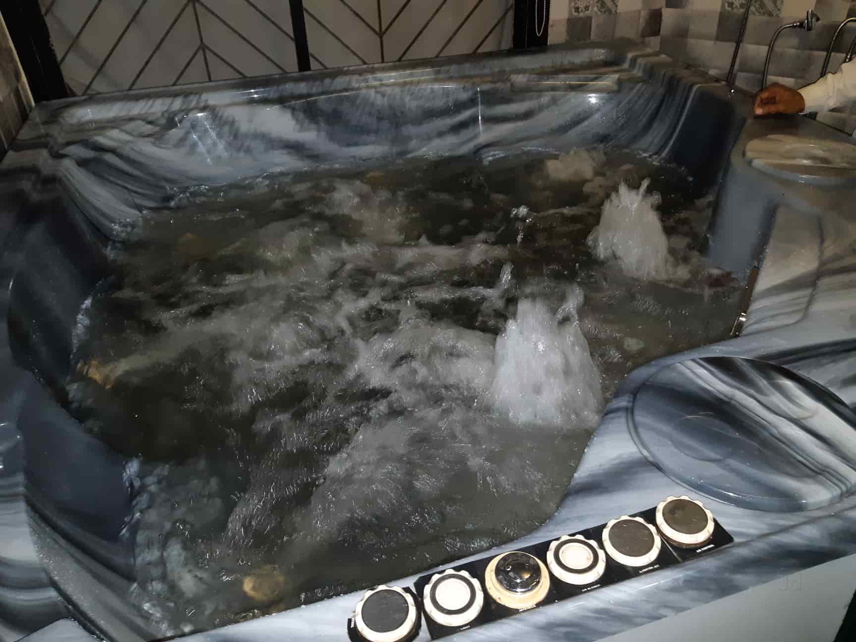 Top Jacuzzi Bath Tub Repair & Services in Jawahar NagarGoregaon West