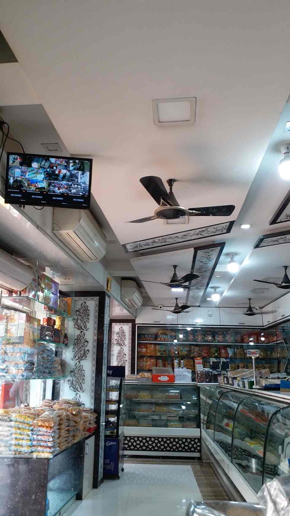 Royal Sweets And Bakery in Kurla West,Mumbai Best Sweet Shops in