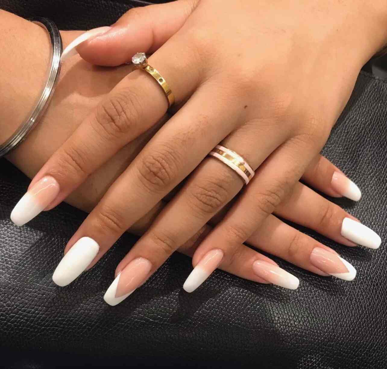 Cafune Salon in Lokhandwala Complexandheri West,Mumbai Best Unisex