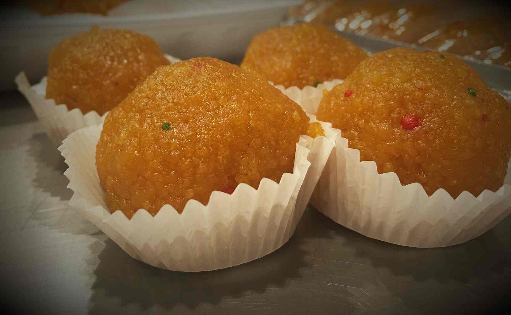 Mayuresh Sweets & Snacks Corner in Mulund West,Mumbai Best Sweet