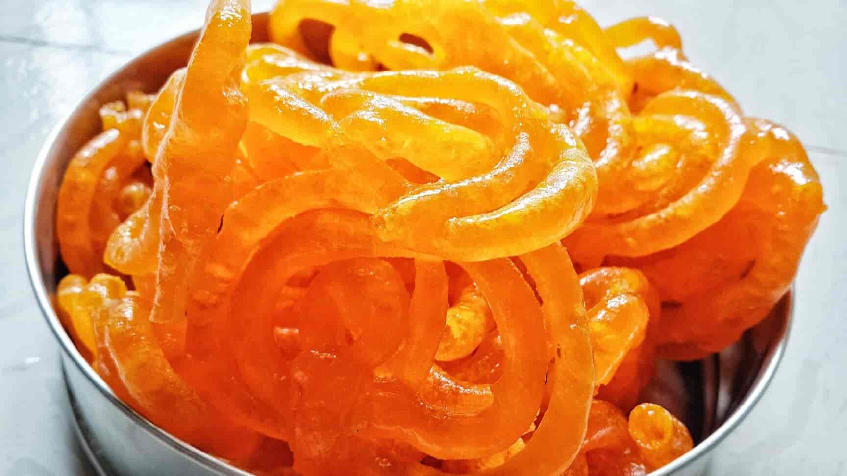 Mayuresh Sweets & Snacks Corner in Mulund West,Mumbai Best Sweet