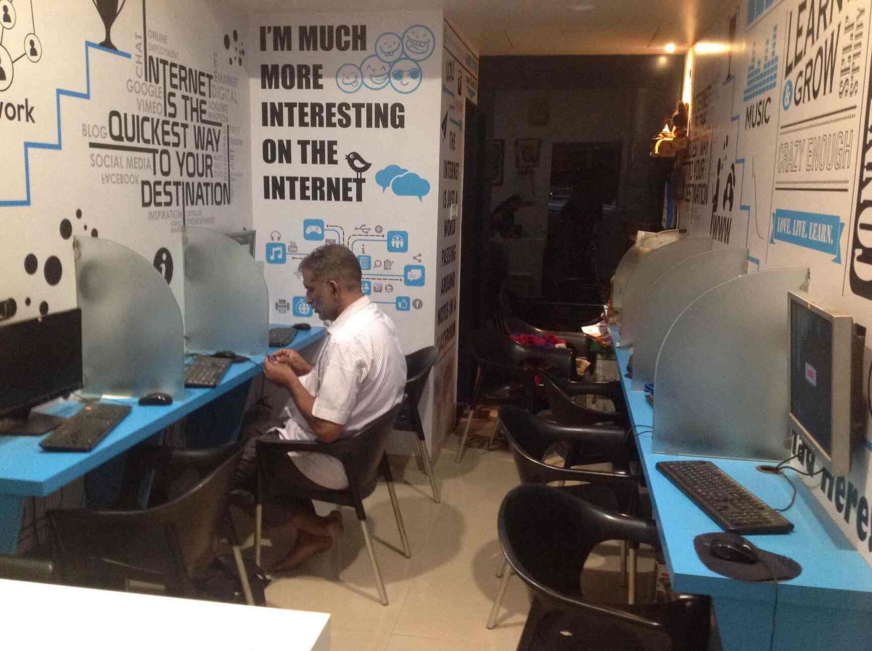 Top Cyber Cafes in Kudus, Mumbai Best Cafe near me Justdial