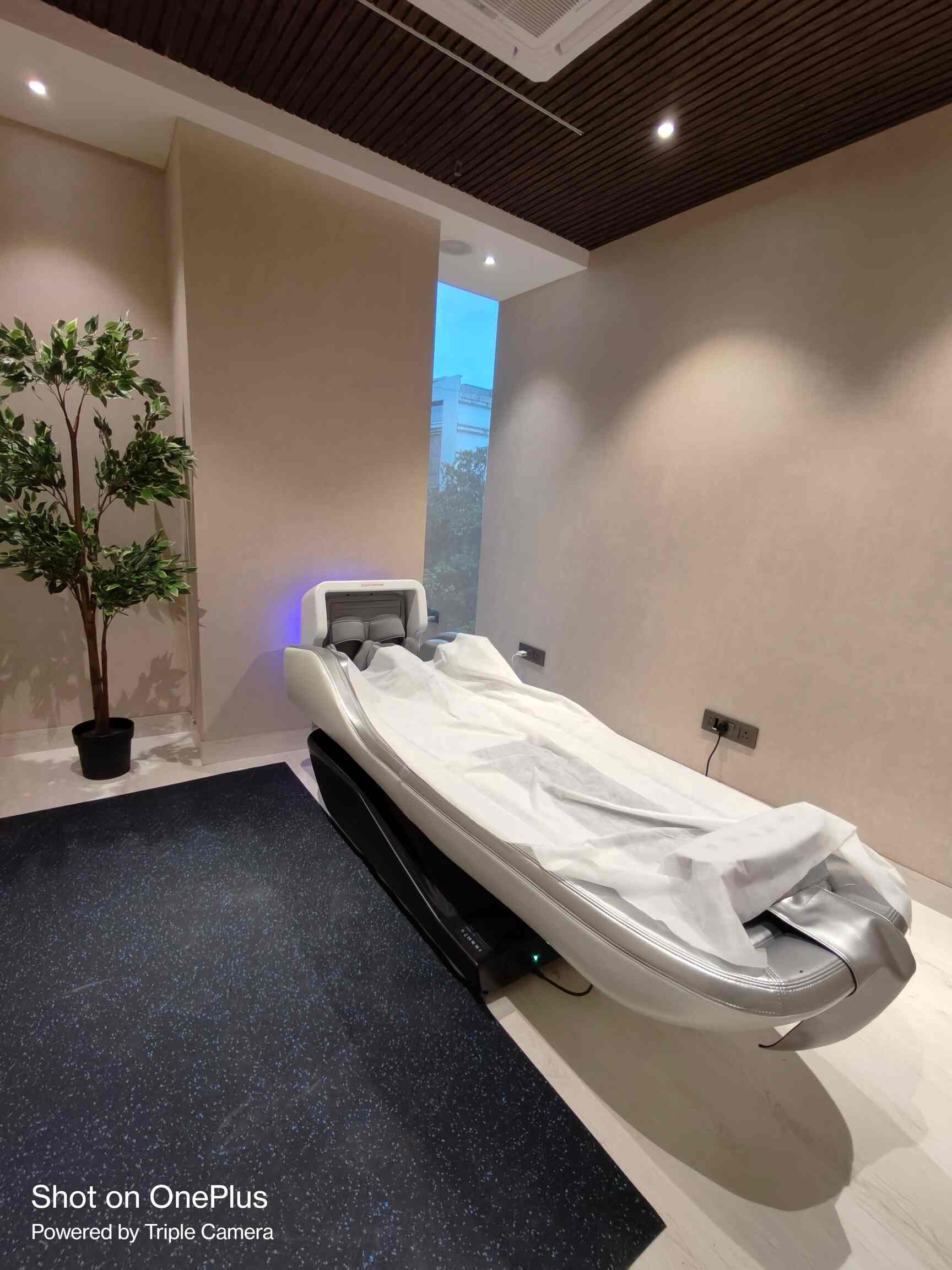 Top Beauty Shops in Bandra Best Cosmetic Shops Mumbai near me Justdial