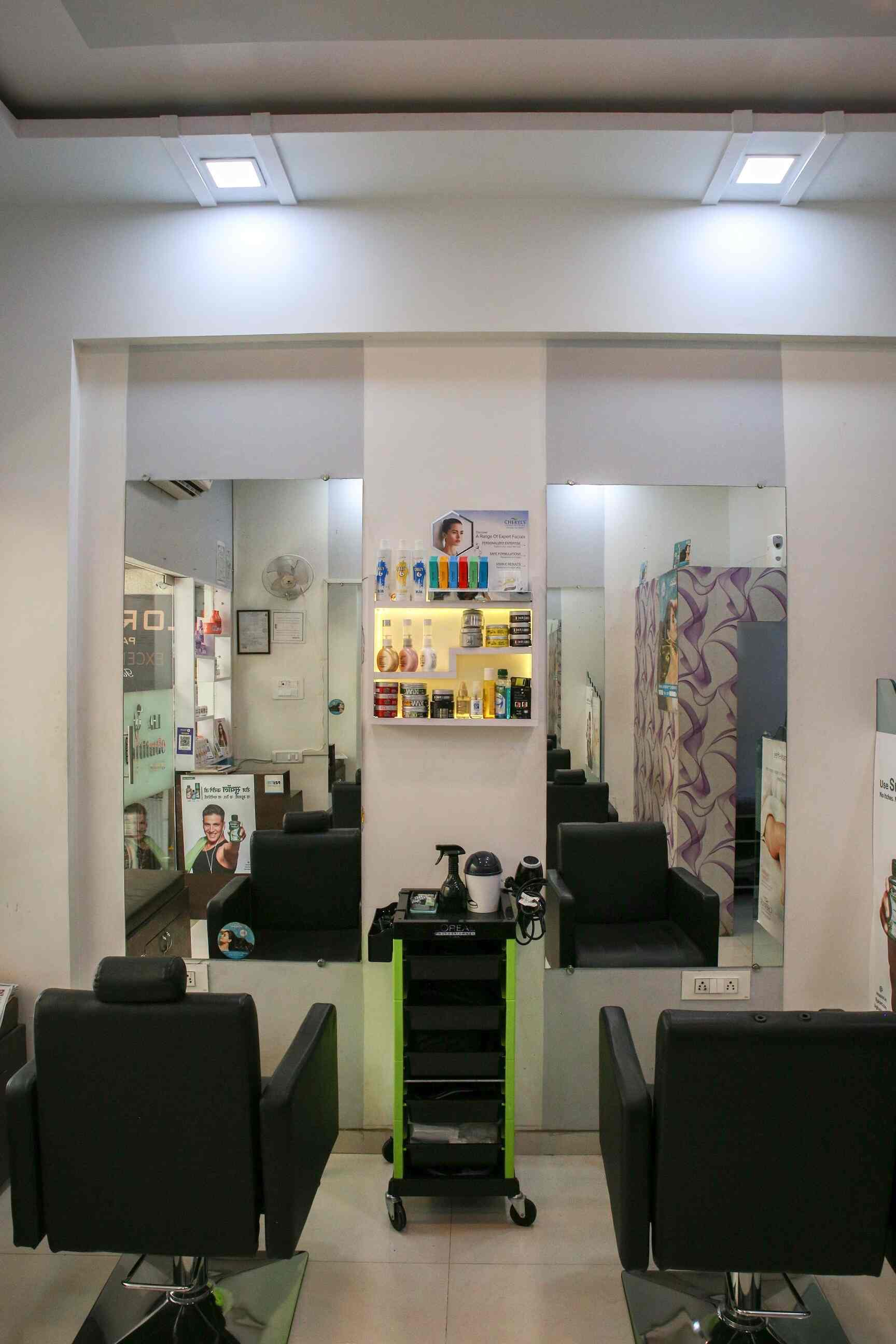 Attitude Unisex Salon in Kandivali West,Mumbai Best Beauty Parlours