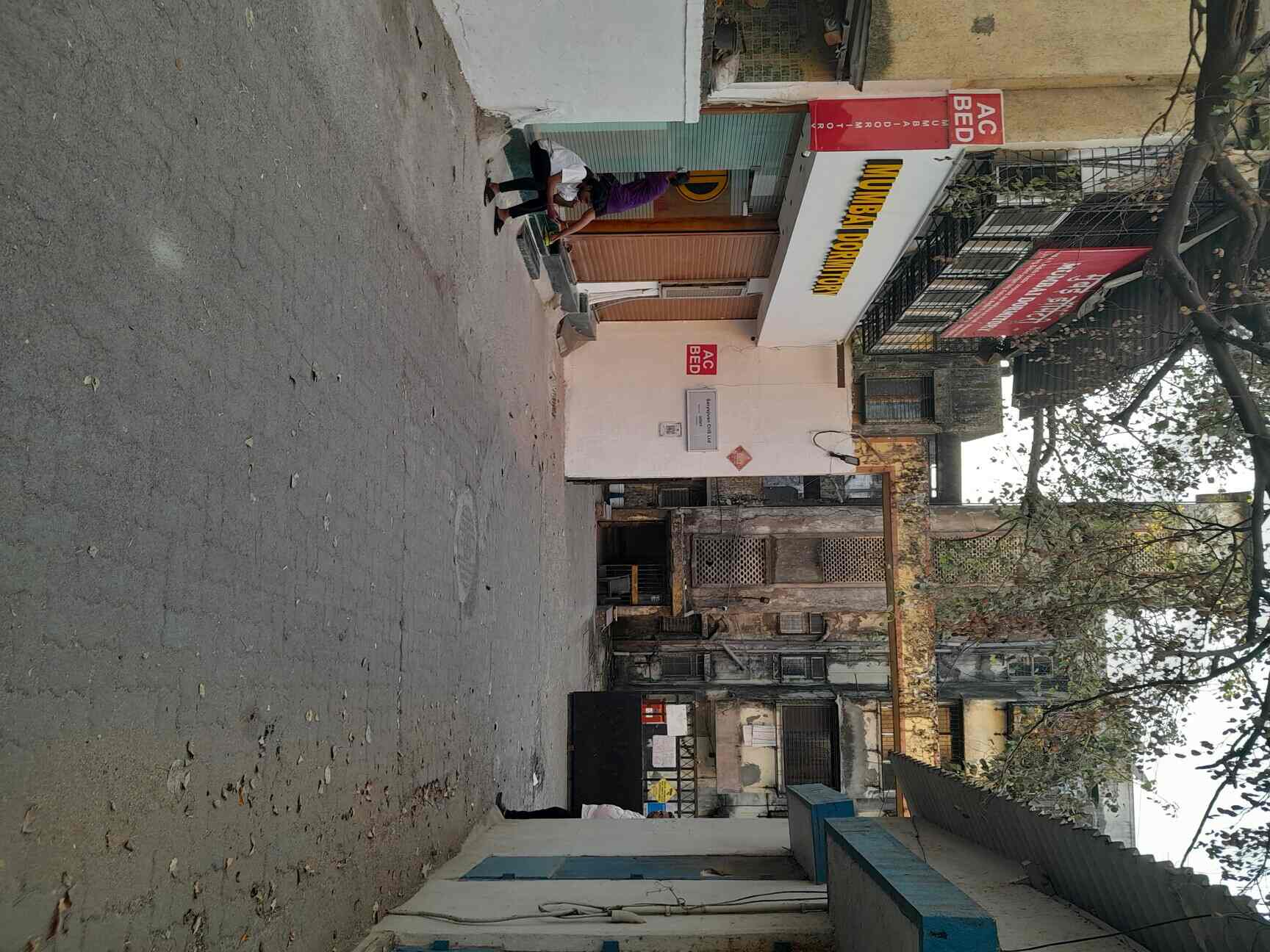 Book Mumbai Dormitory in Kurla West,Mumbai Best Dormitory Services in