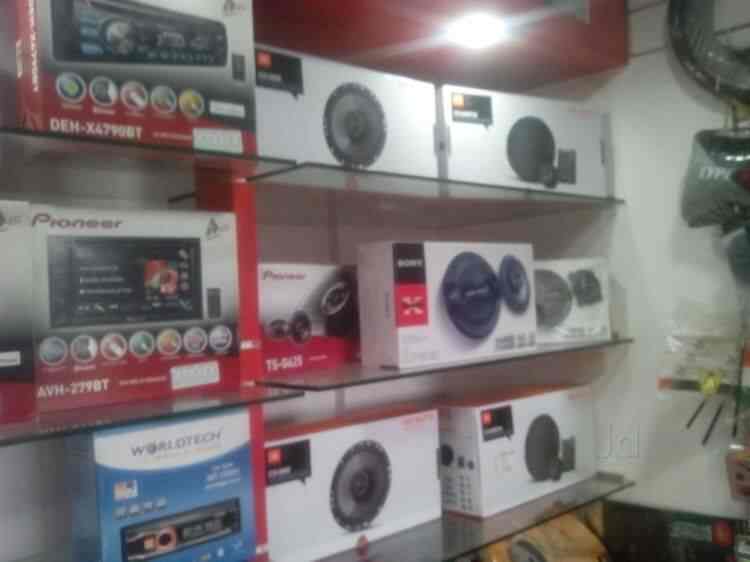 Sr Capital in Borivali West, Mumbai near me Justdial