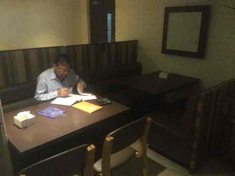 Top Bars Restaurants near Crossroad MallTardeo,Mumbai Best Family