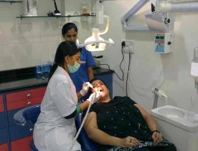 Dr. Maulik Jariwala (Dental Xpress) in Santacruz East,Mumbai Best