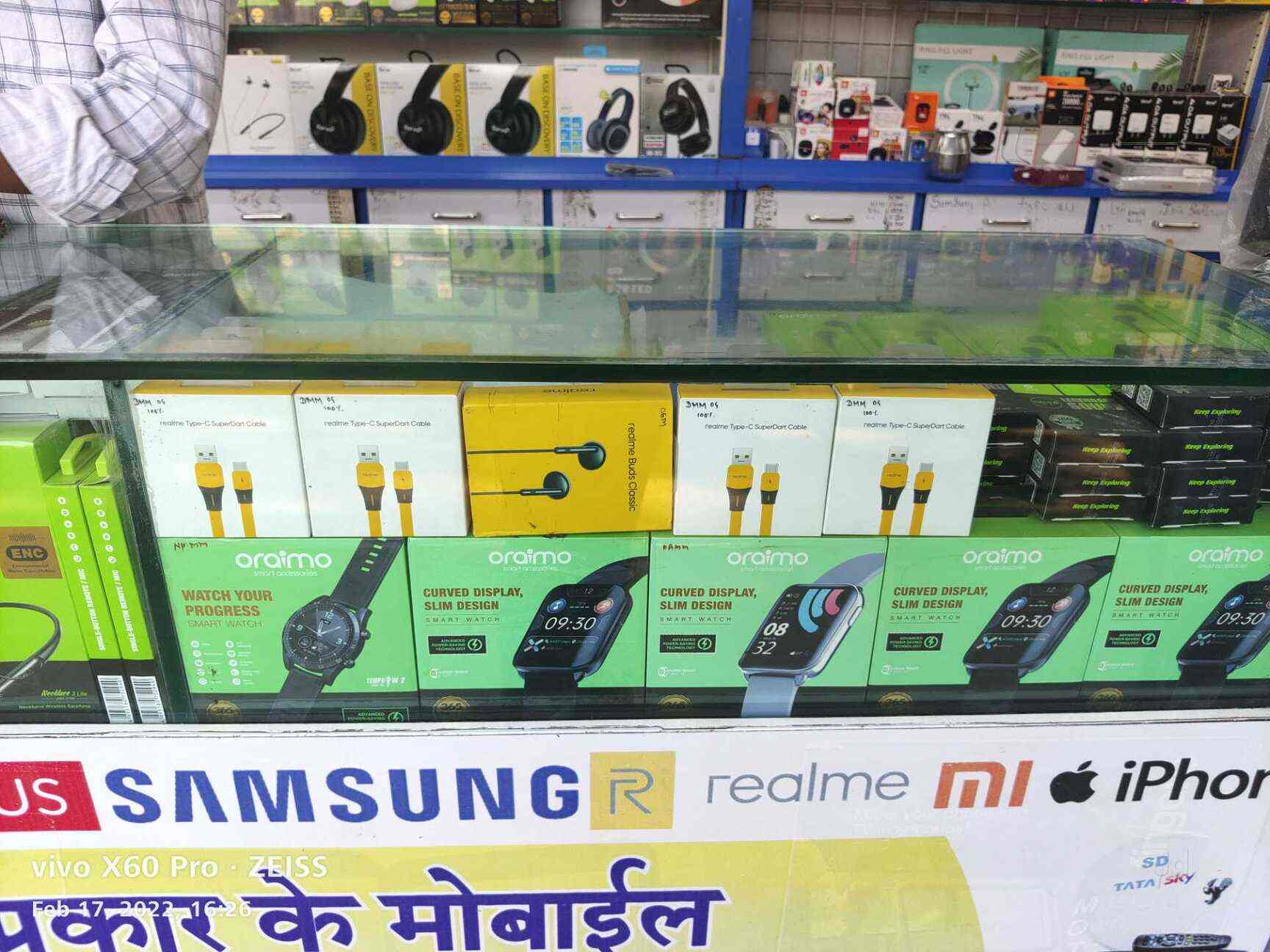 Mahalaxmi Mobiles & Spare Parts in Nalasopara East,Mumbai Best Apple