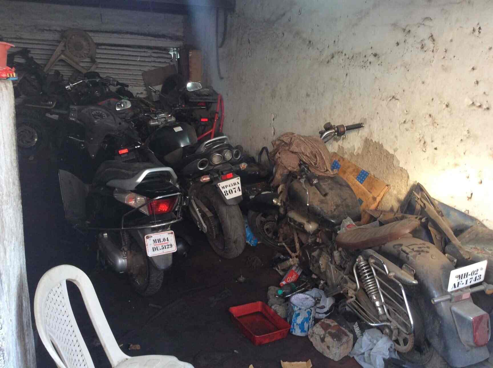 Firoz Super Bike Garage, Jogeshwari 