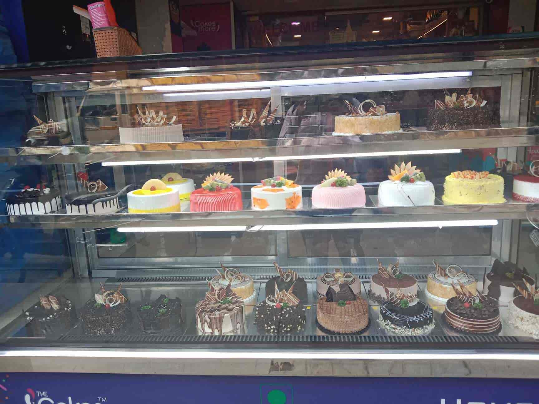 Photos of Hangout Cakes and More, Andheri Lokhandwala, Mumbai | Dineout  discovery