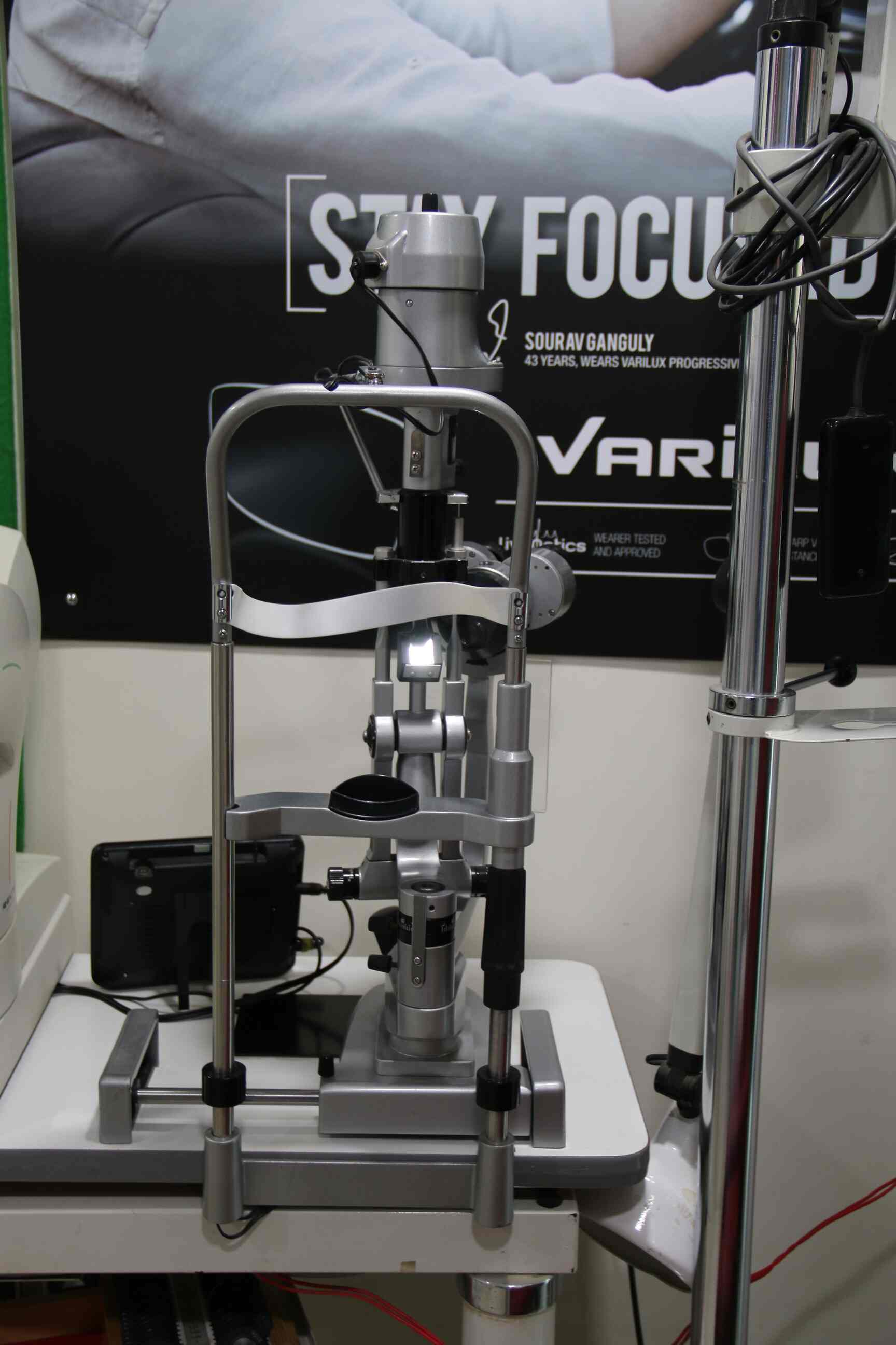 Hollywood Optical Gallery in Goregaon East,Mumbai Best Opticians in