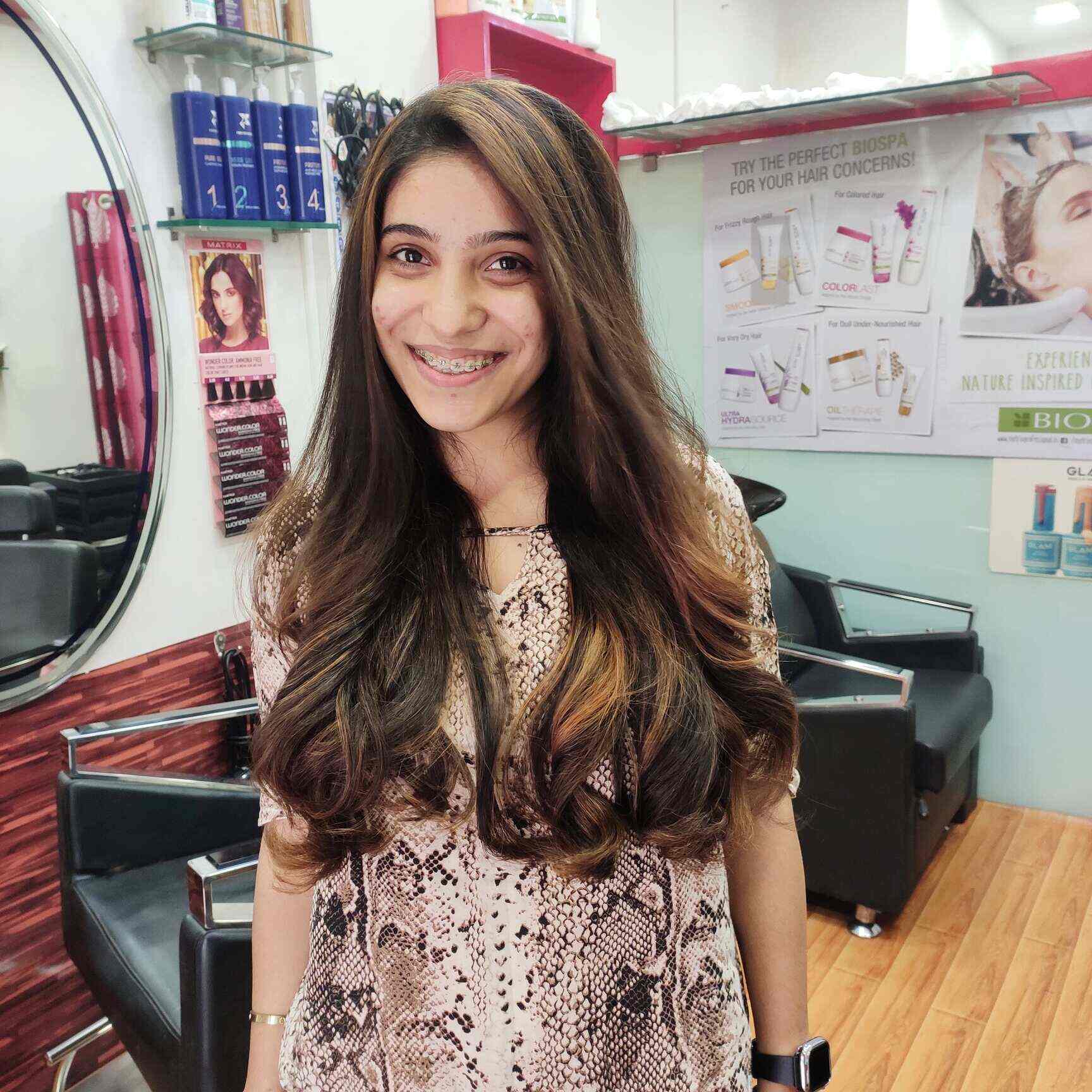 Top Salons in DawoolwadiAndheri East, Mumbai Best Beauty Salon near
