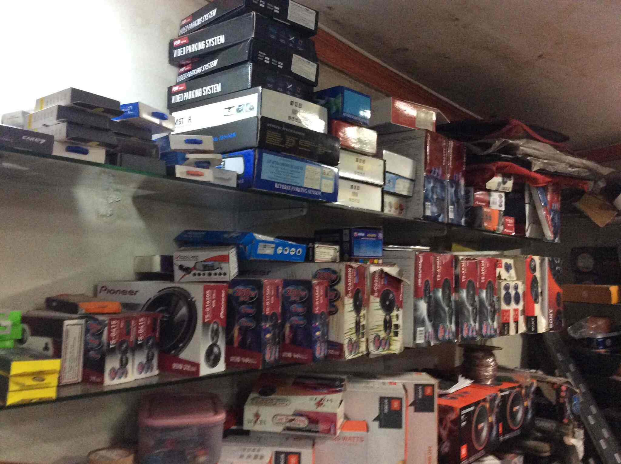 Shree Car Accessories in Mulund West,Mumbai Best FiatCar Accessory