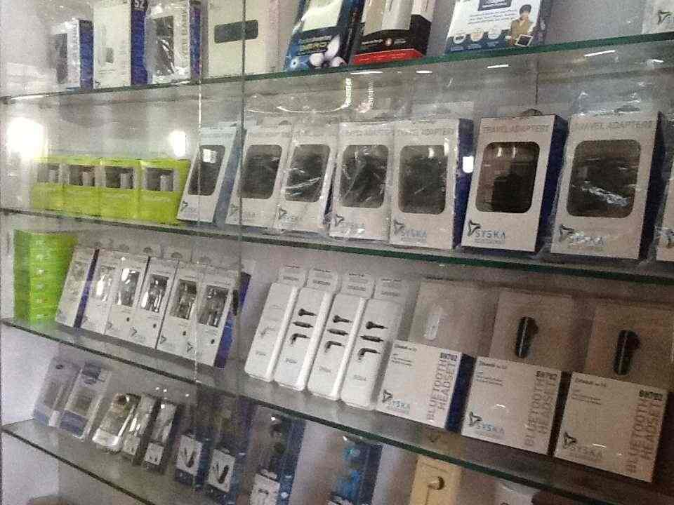 titan watch shop in airoli