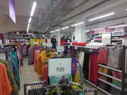 teddy bear in vishal mega mart
