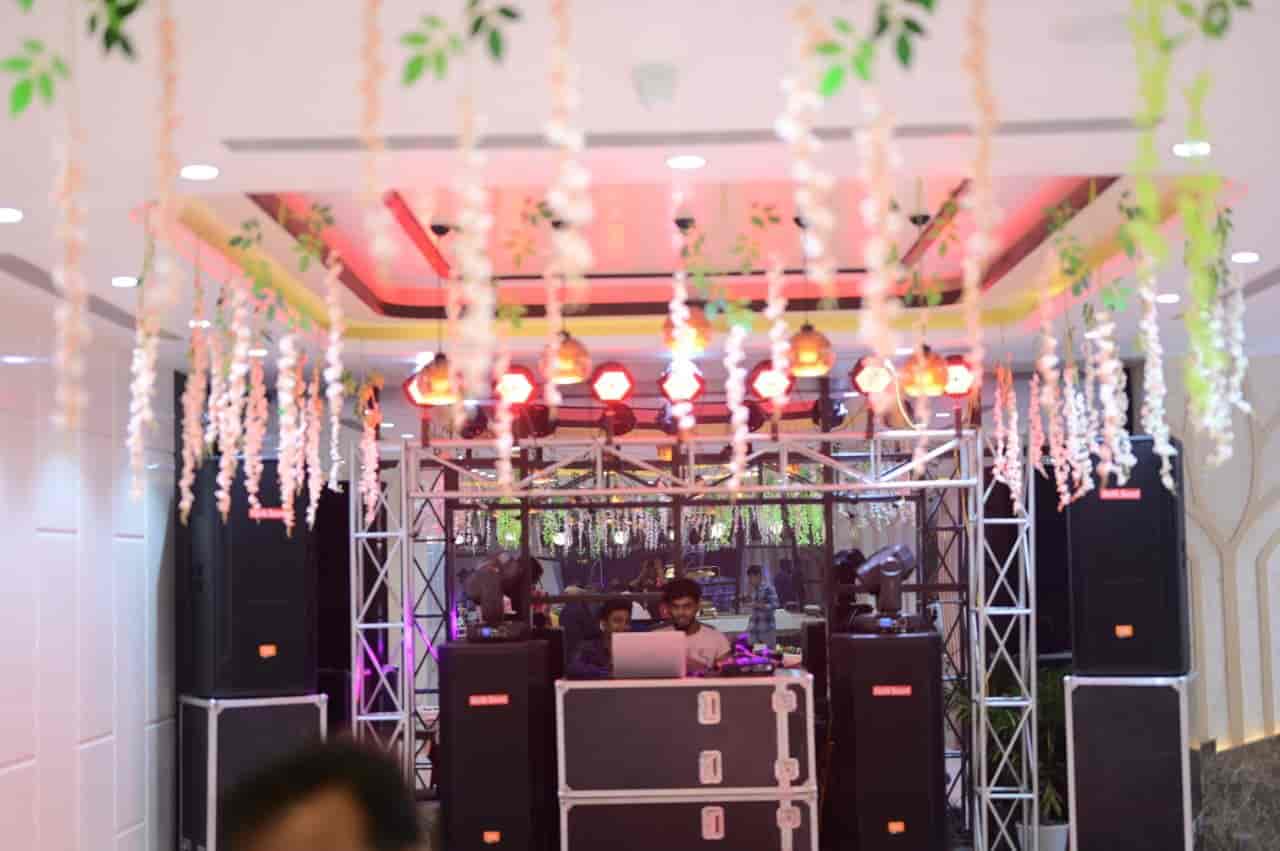 303 Photos of The Crown A World Class Banquet in Club Road