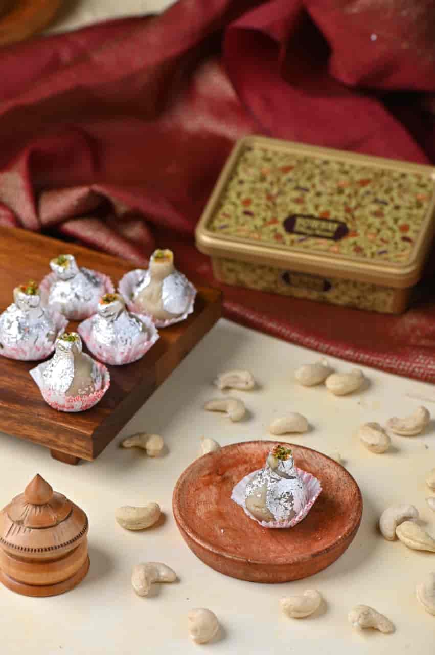 Bombay Tiffanys Annexe in Dattanagar,Mysore Order Food Online Best