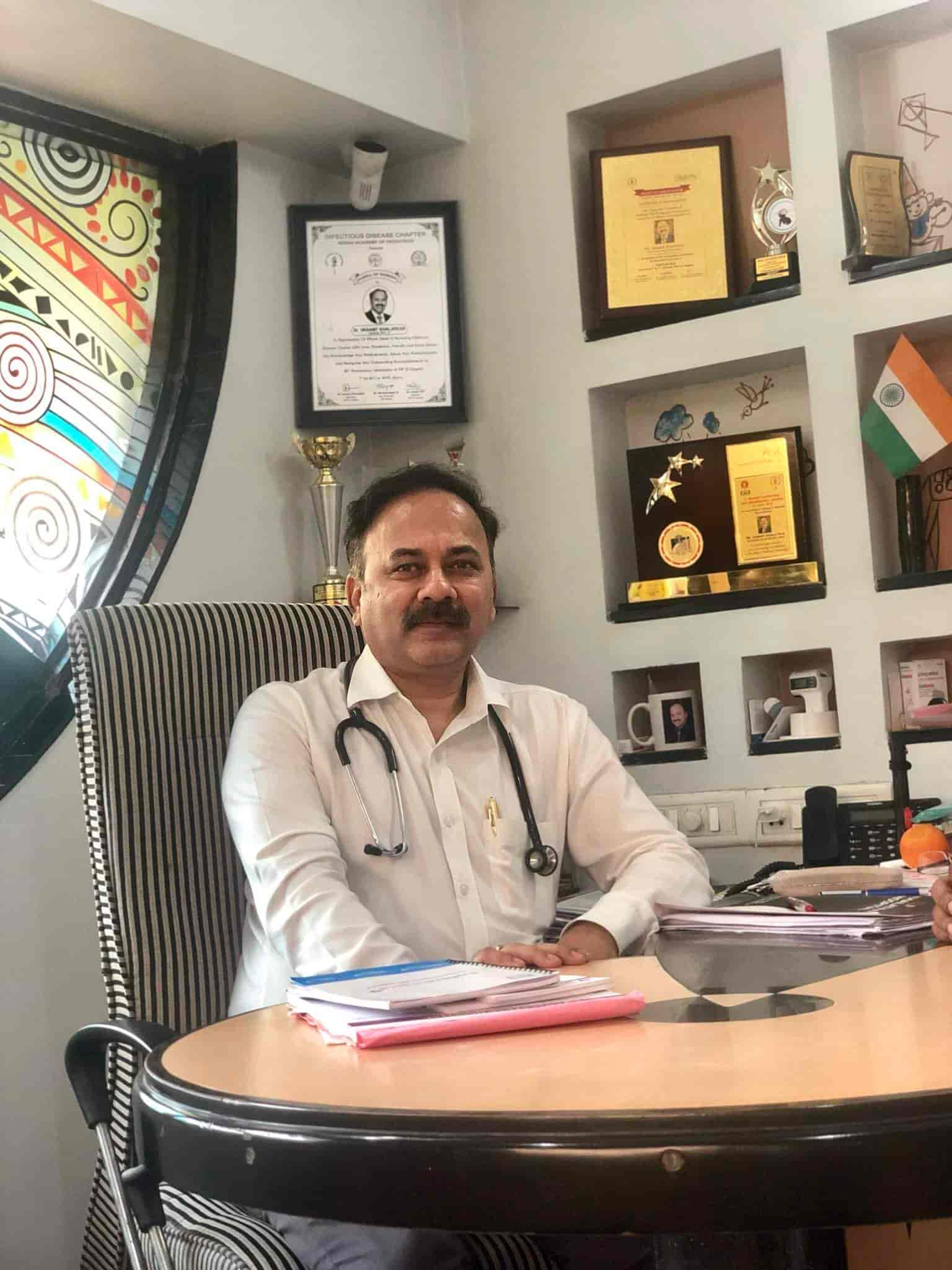 Khalatkar Hospital Dr Pragati Khalatkar Dr Vasant Khalatkar in Reshim