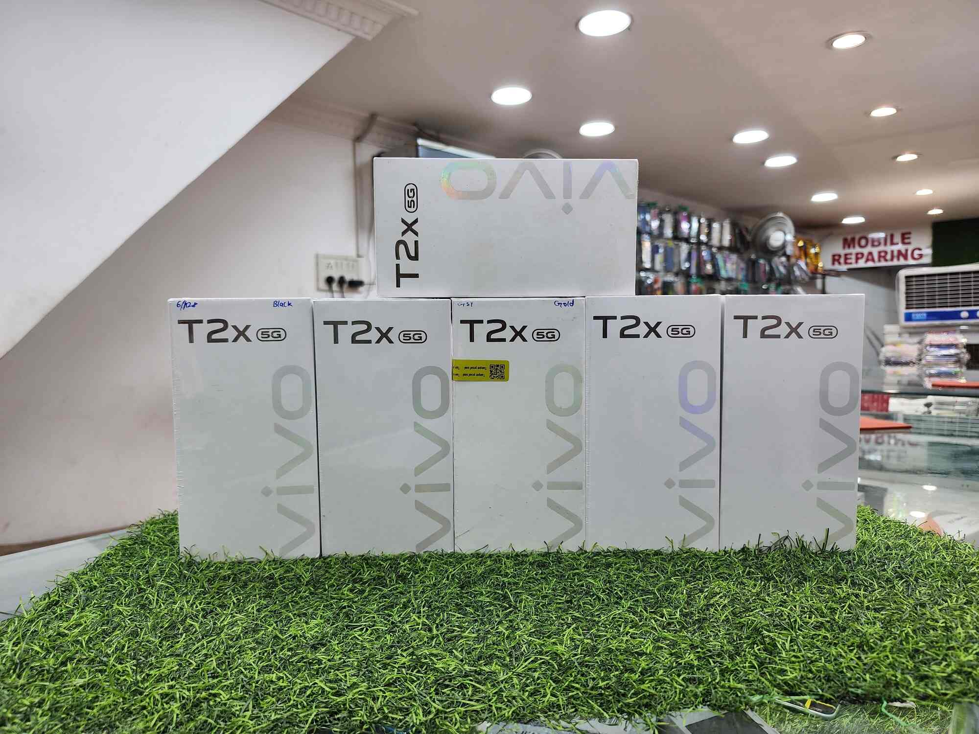 Mobile Colection Mahadev Mobile Collection in Kamal Chowk,Nagpur - Best Mobile Phone ...