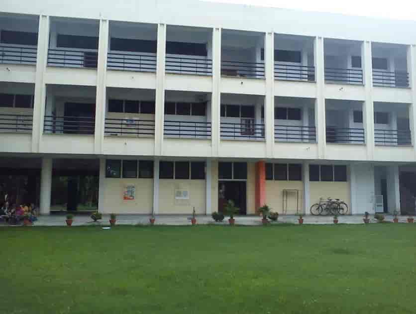Smt Manoramabai Mundle College Of Architecture in Seminary Hills,Nagpur