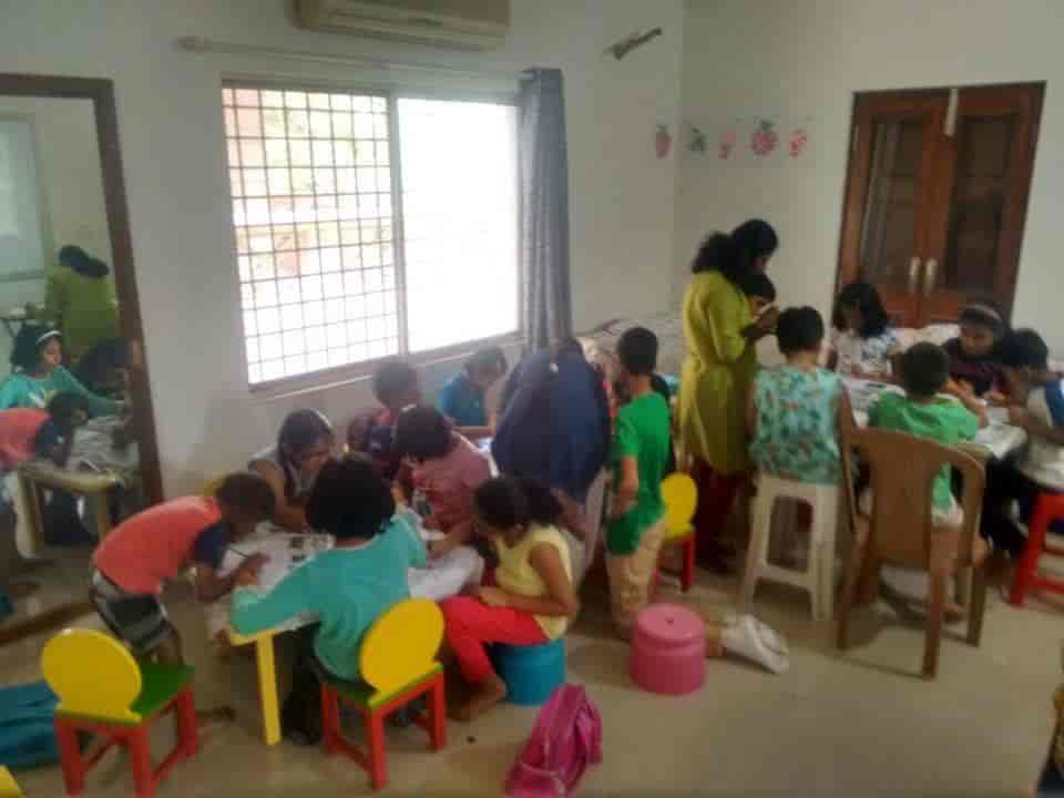 Gurunanak's Cradle 2 Crayons in Dharampeth,Nagpur Best Pre Schools in