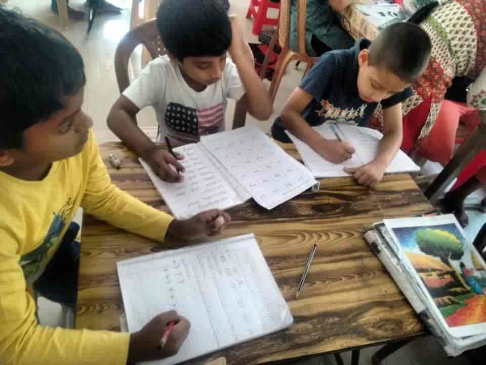 Gurunanak's Cradle 2 Crayons in Dharampeth,Nagpur Best Pre Schools in