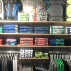 Puma store nagpur maharashtra best sale