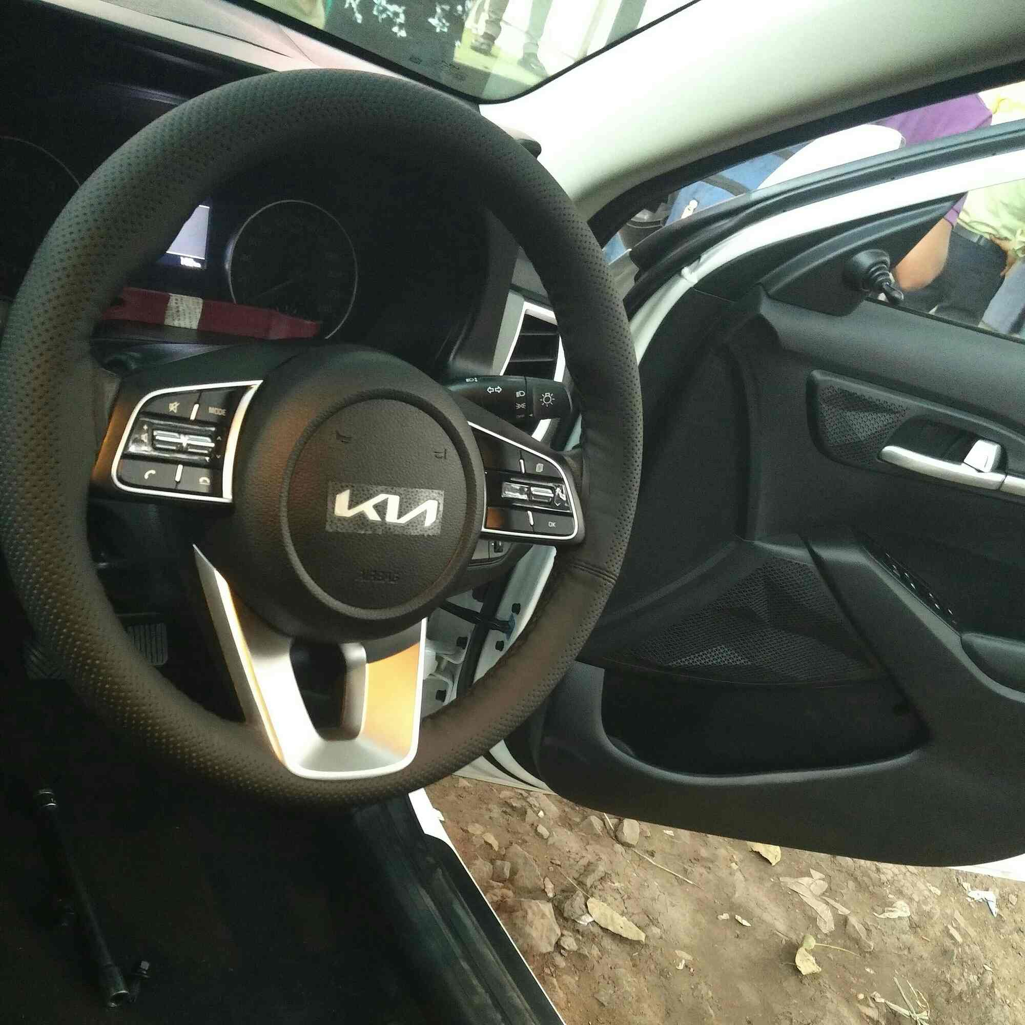 Shriram car shack in Ramdas Peth,Nagpur Best Car Accessory Dealers in