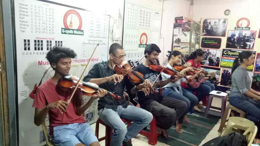G Synth Musica Instrument Learning Centre in Giripeth Nagpur
