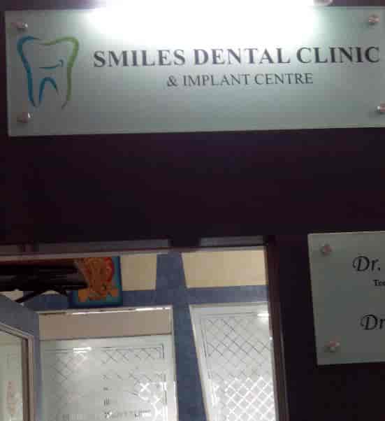 Dr. Anand Raj (Smiles Dental Clinic) in Swavalambi Nagar,Nagpur Best