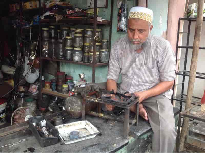 Raj Light House in Kamal Chowk,Nagpur Best SunflameGas Stove Repair