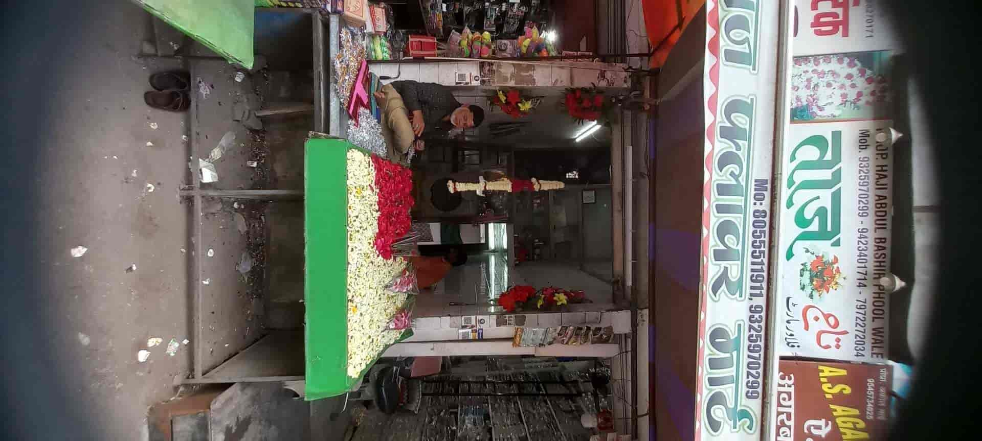 Taj Flower Mart in Ganjakhet,Nagpur Best Flower Decorators in Nagpur