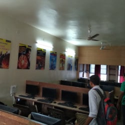 Reliance Education - Sitabuldi in North Ambazari Road, Nagpur Reliance Education - Sitabuldi in North Ambazari Road, Nagpur