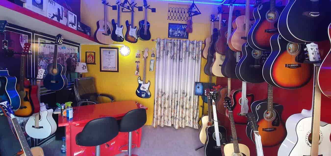 Top Musical Instrument Key Board Dealers in Budh Bazar Best Musical