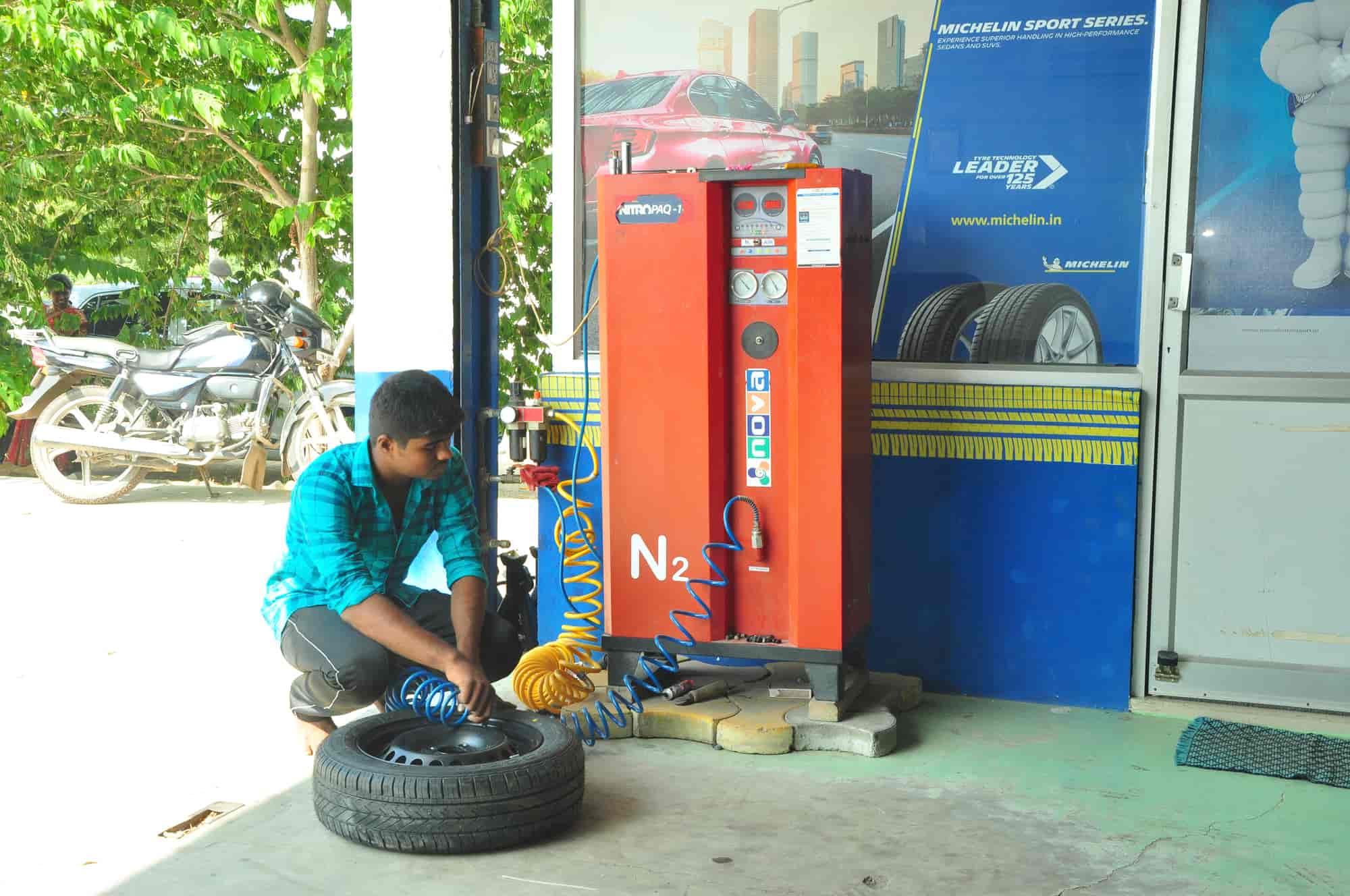 Anand Tyres in Namakkal Bazaar,Namakkal Best Car Tyre Dealers in