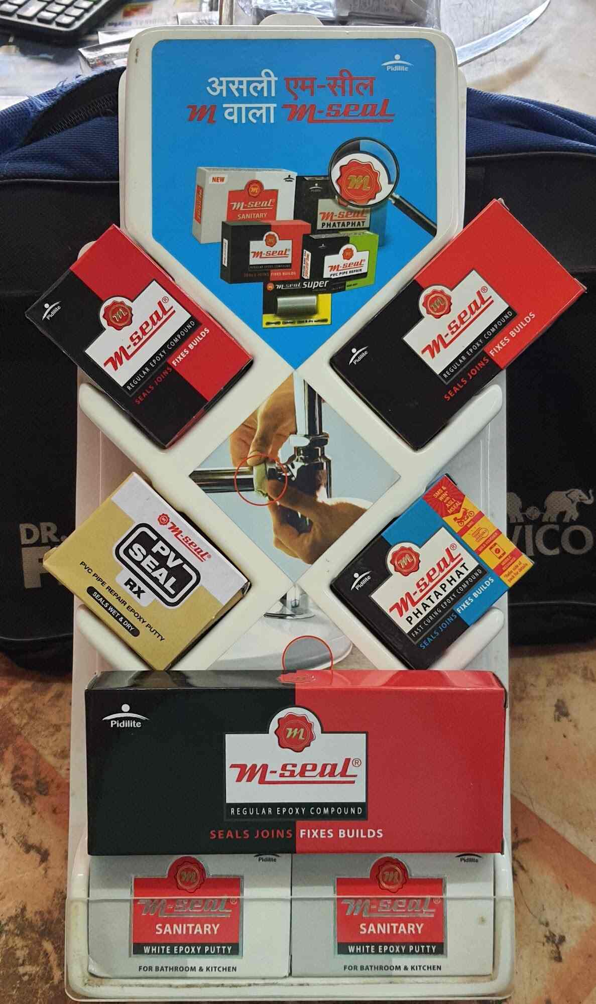 Raj Paints and Hardware Branch in Shahada,Nandurbar Best Hardware