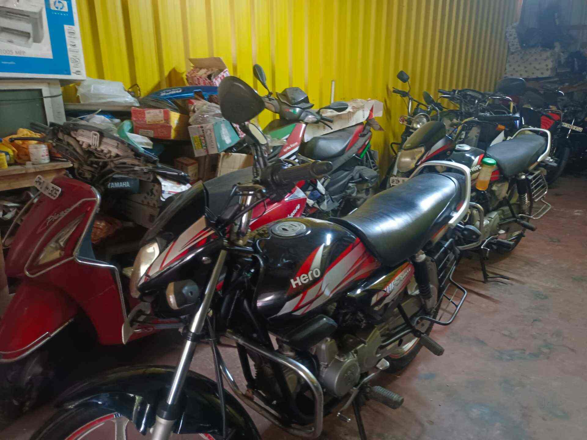 Ravi Two Wheelers in Arundalpet,Narasaraopet Best Motorcycle Dealers