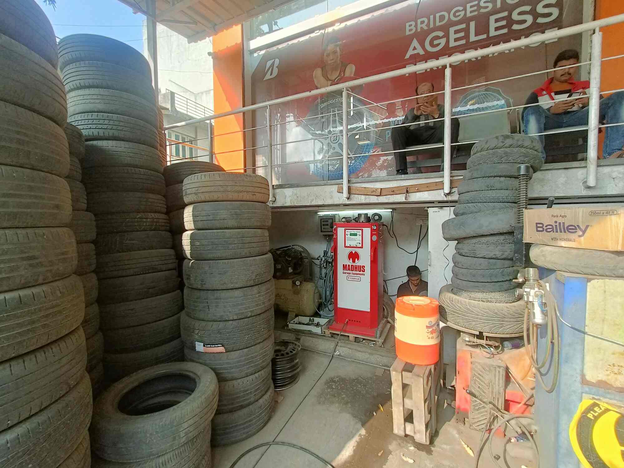 Top Tractor Tyre Dealers in Nashik ट्रेक्टर टायर डीलर्स, नाशिक Best