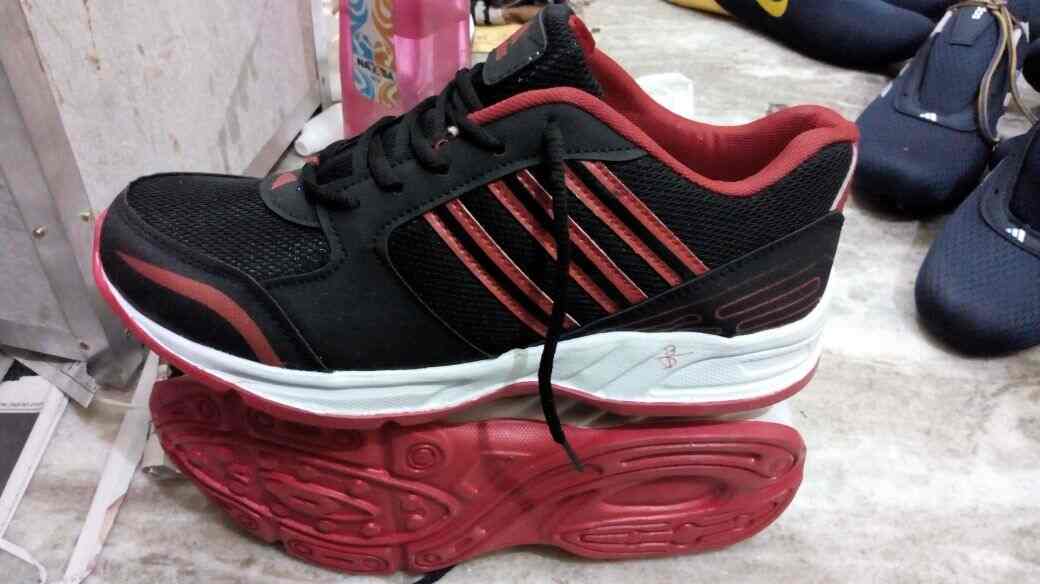 Baba Footwear in Ozar,Nashik Best Leather Shoe Dealers in Nashik