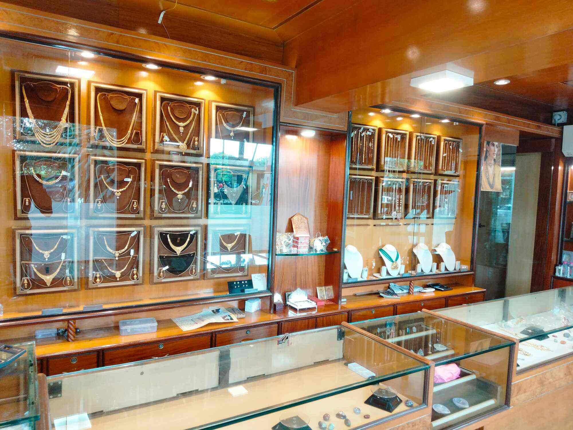 Rajmudra Jewellers in Parijat Nagar,Nashik Best Gold Jewellery