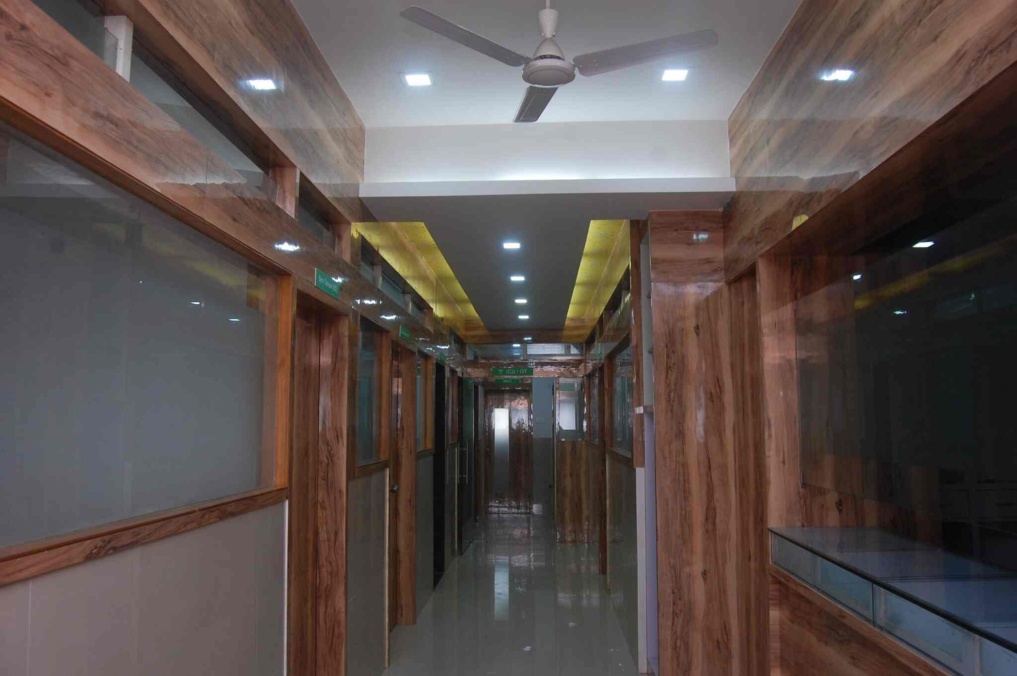 Dr. Parnerkar Maharaj Memorial Hospital in Nashik Ho,Nashik Best