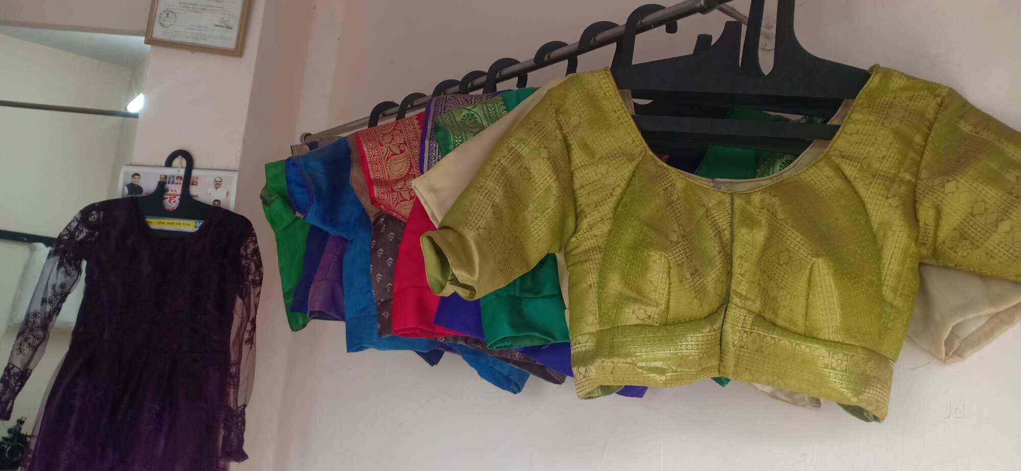 Top Women Tailors For Home Visit in Shirdi Best Ladies Tailor Home