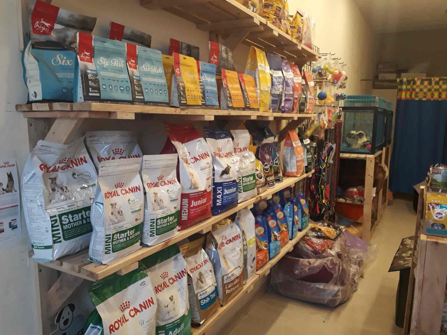 Happy Wagging in KHARGHAR SECTOR 35,Mumbai Best Pet Food Dealers in